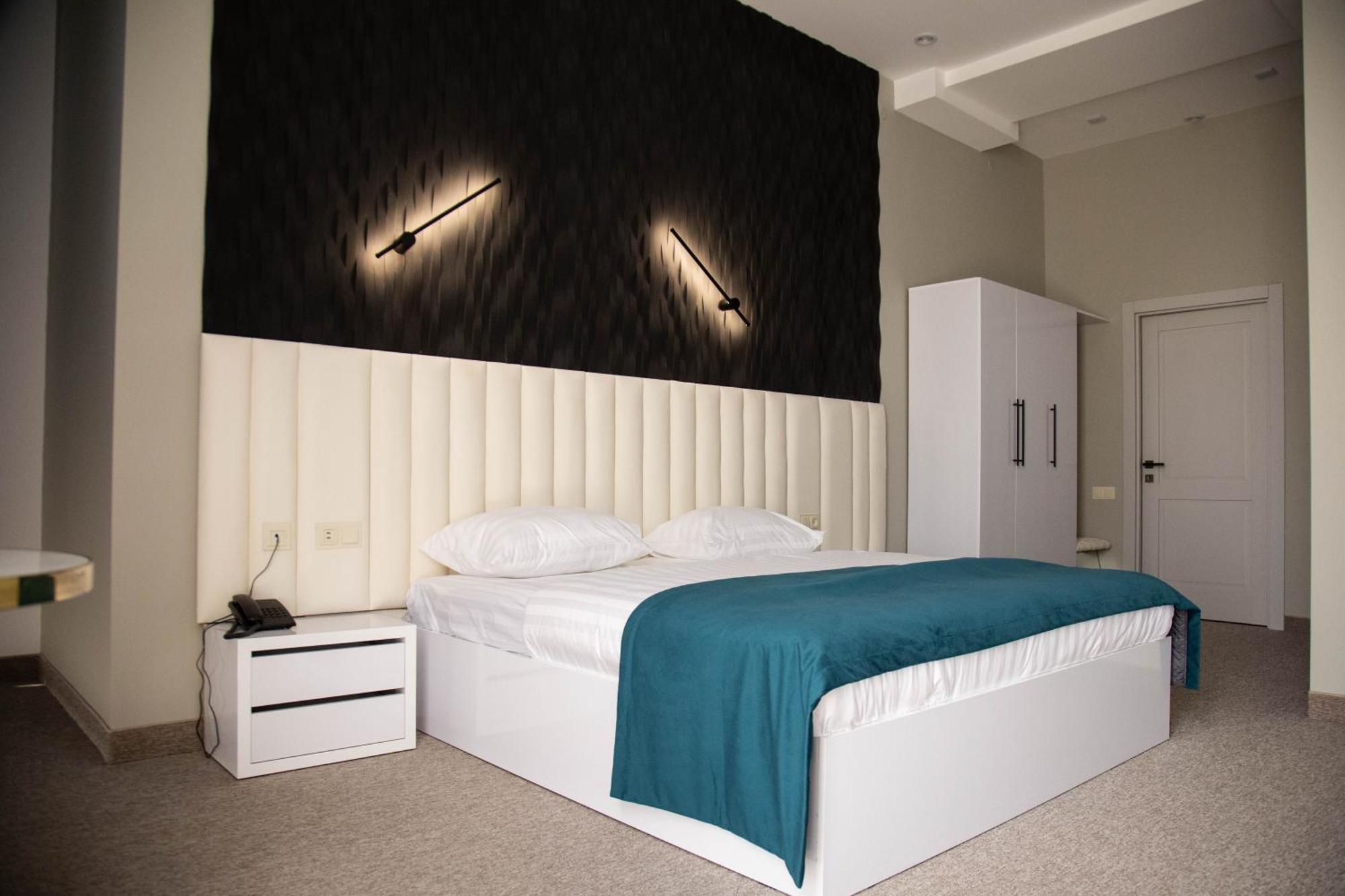 Port Plaza Evn Hotel P'arak'ar Luaran gambar