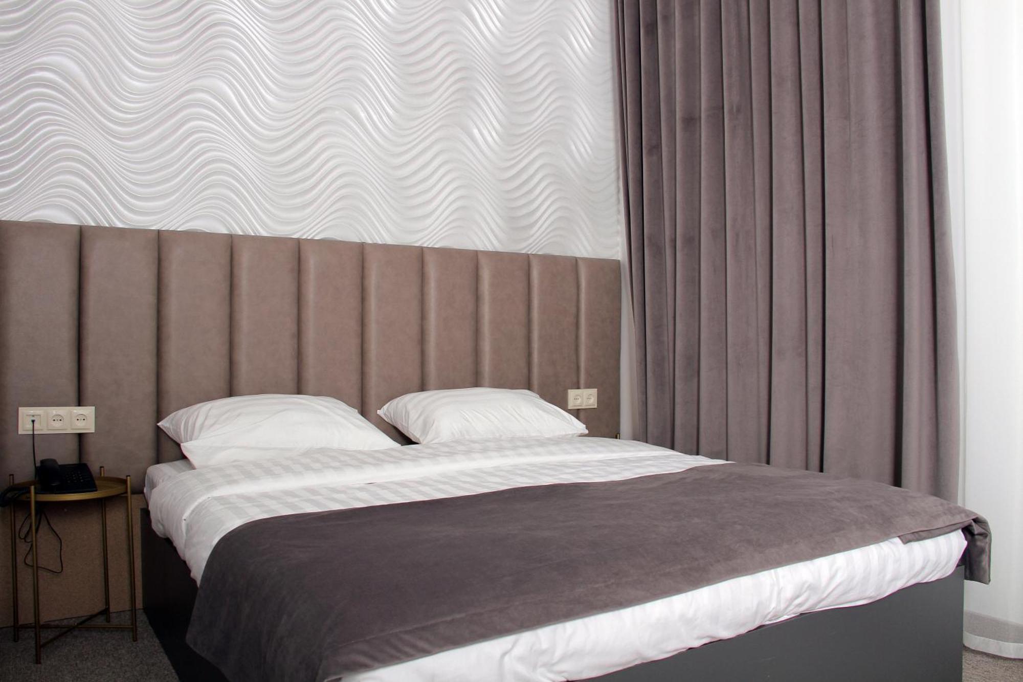 Port Plaza Evn Hotel P'arak'ar Luaran gambar