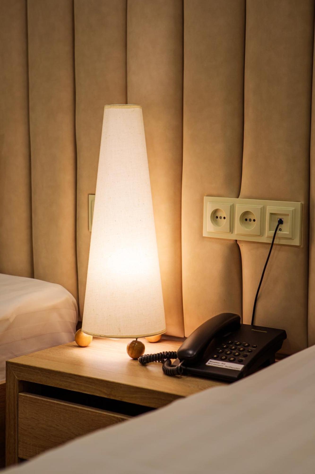 Port Plaza Evn Hotel P'arak'ar Luaran gambar